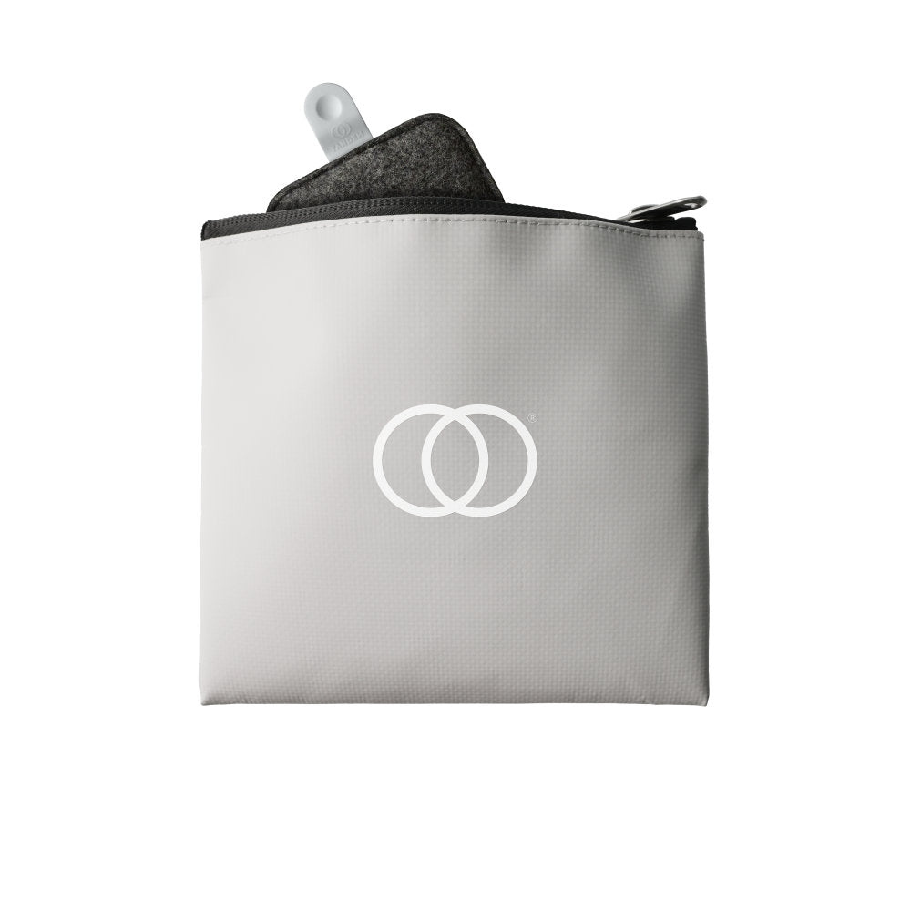 Drum FX Accessory Bag geöffnet, mit Drops in den elastischen Halterungen